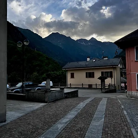 Apartment La Casa Nel Borgo Camblione